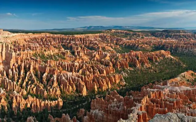 What is the cost to enter Bryce Canyon National Park?