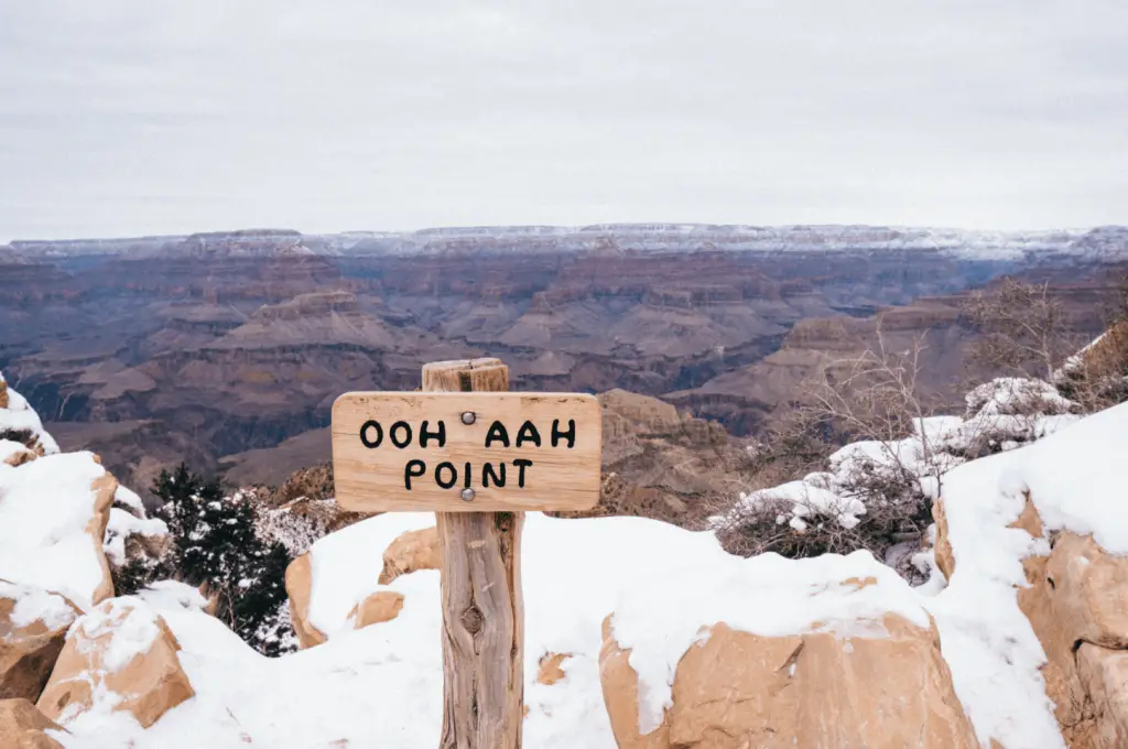 ooh aah point sign in grand canyon