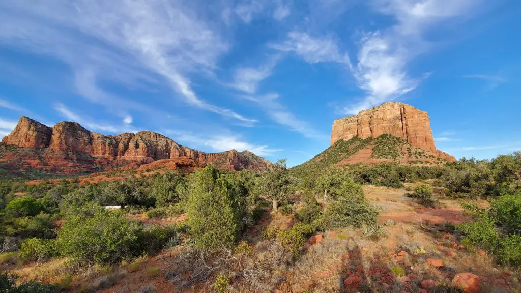 bell rock trail in sedona